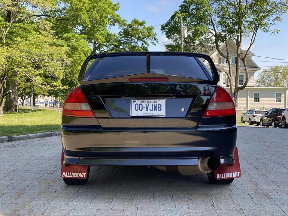 1996 Mitsubishi Lancer Evolution IV 6th Gen - Image 24 of 31