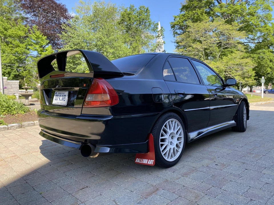 1996 Mitsubishi Lancer Evolution IV 6th Gen - Image 27 of 31