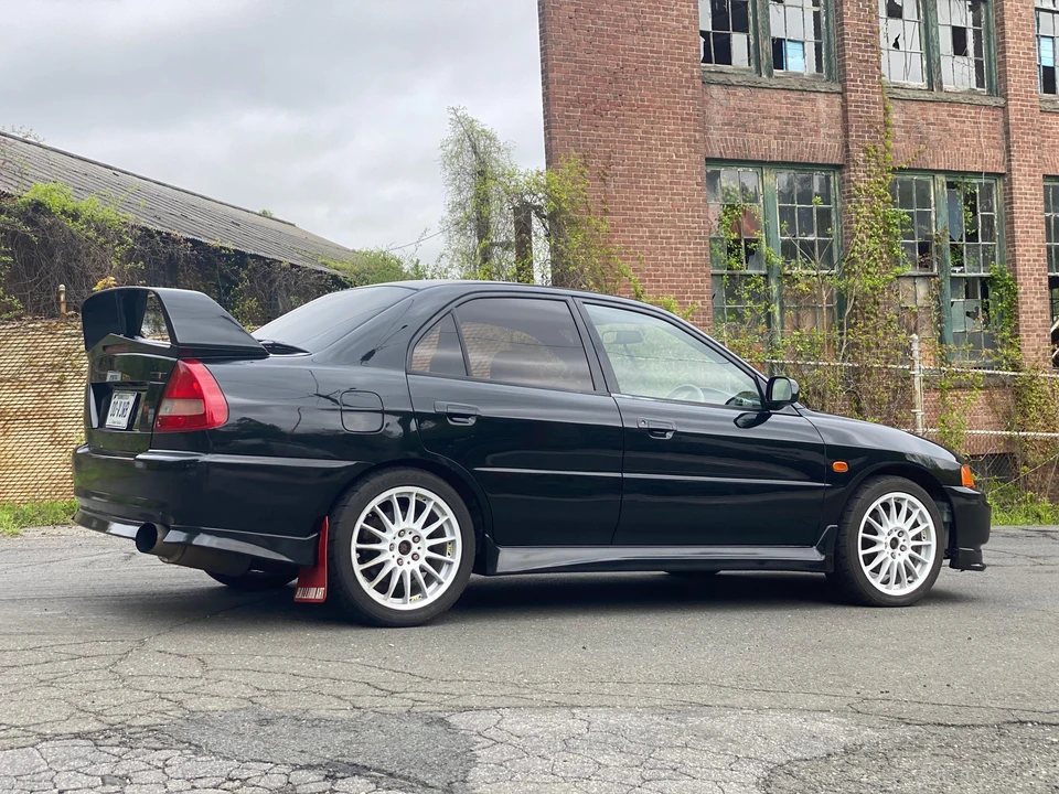 1996 Mitsubishi Lancer Evolution IV 6th Gen - Image 26 of 31