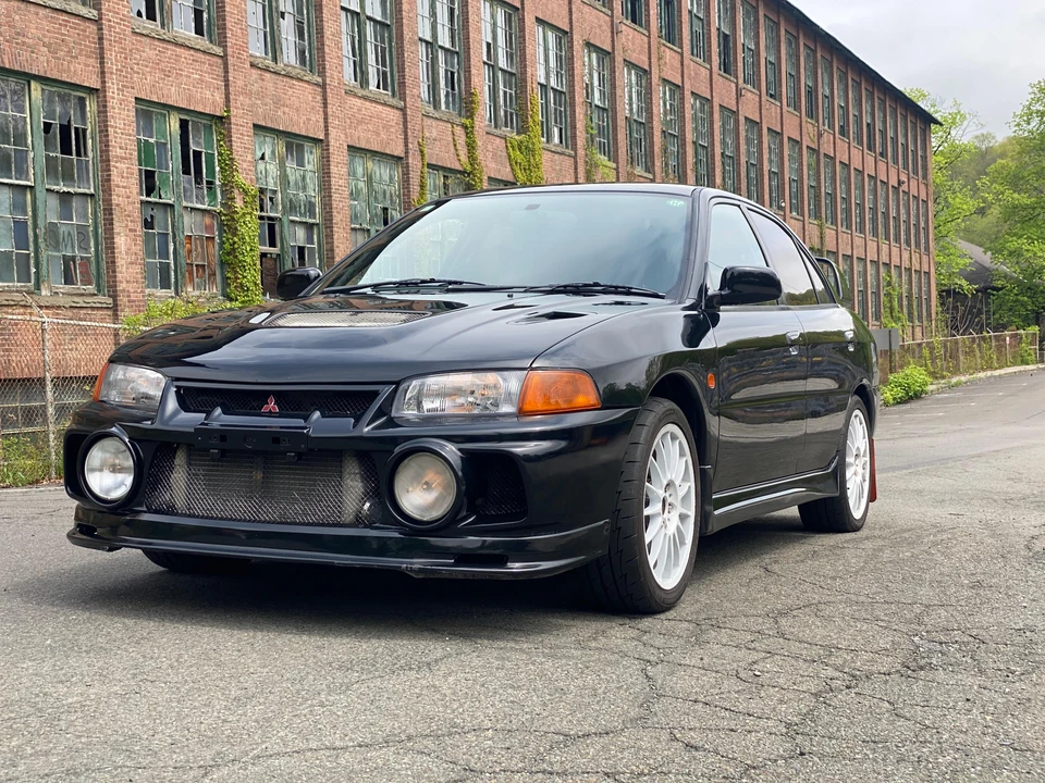 1996 Mitsubishi Lancer Evolution IV 6th Gen - Image 8 of 31