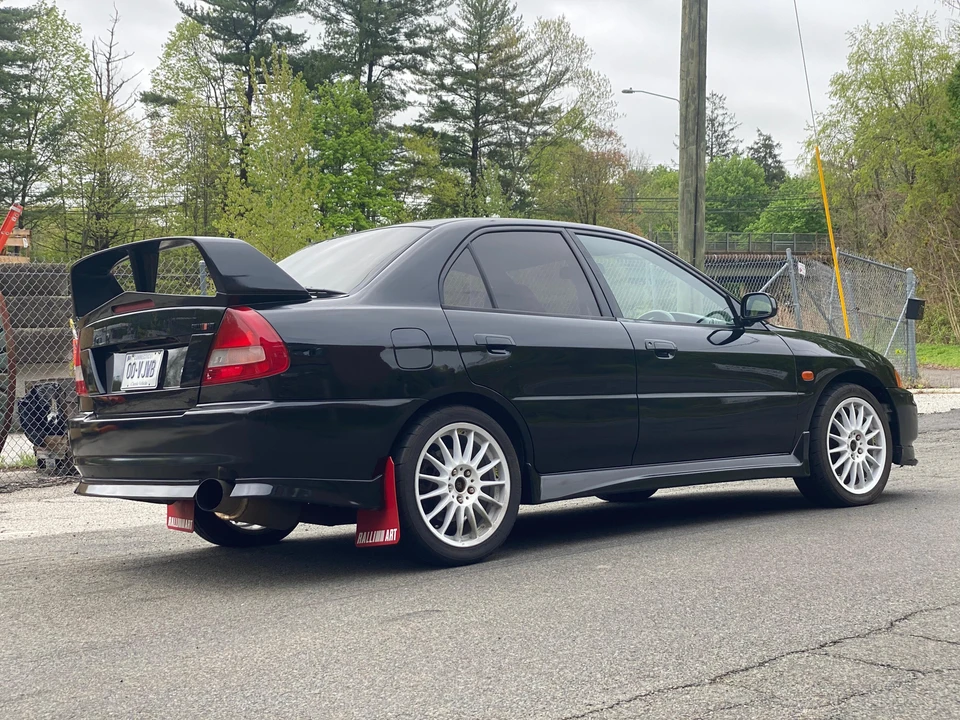 1996 Mitsubishi Lancer Evolution IV 6th Gen - Image 25 of 31