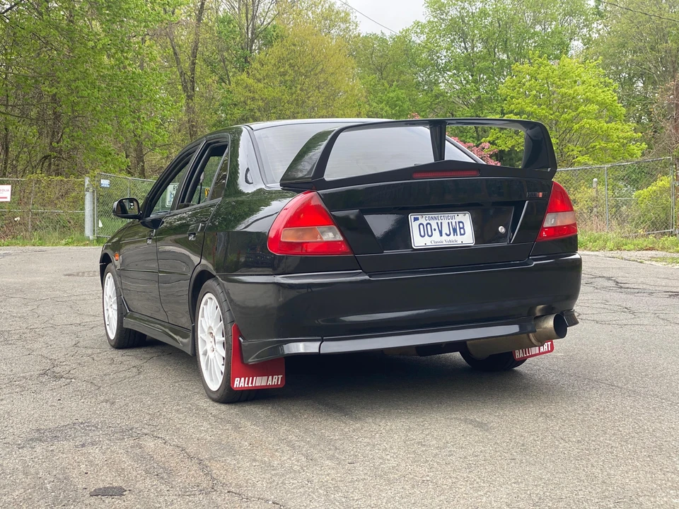 1996 Mitsubishi Lancer Evolution IV 6th Gen - Image 20 of 31