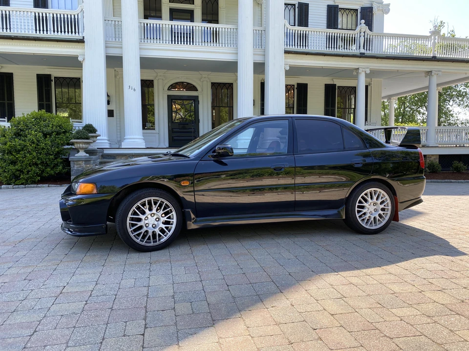 1996 Mitsubishi Lancer Evolution IV 6th Gen - Image 11 of 31