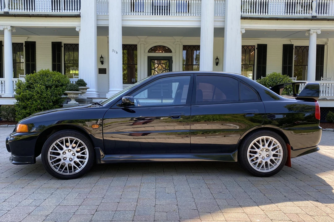 1996 Mitsubishi Lancer Evolution IV 6th Gen - Image 3 of 31