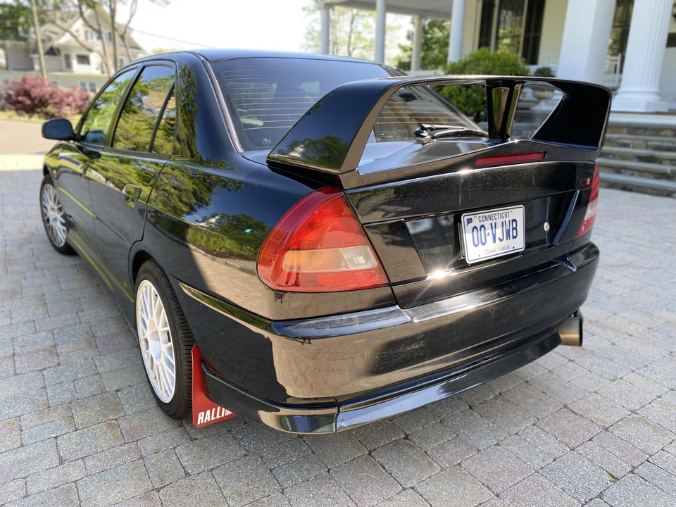 1996 Mitsubishi Lancer Evolution IV 6th Gen - Image 14 of 31