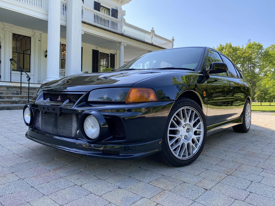 1996 Mitsubishi Lancer Evolution IV 6th Gen - Image 9 of 31