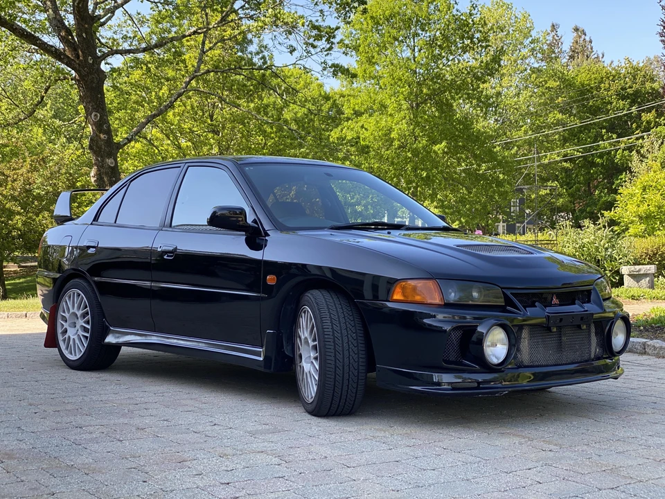 1996 Mitsubishi Lancer Evolution IV 6th Gen - Image 21 of 31
