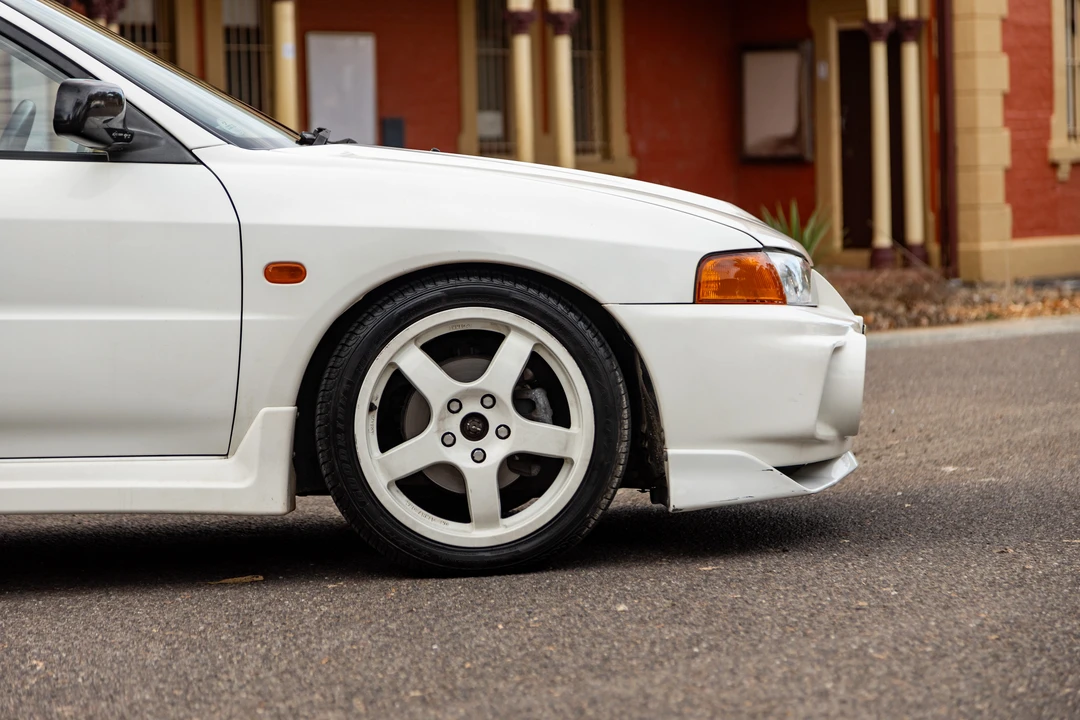 1996 Mitsubishi Lancer Evolution IV 6th Gen - Image 22 of 31