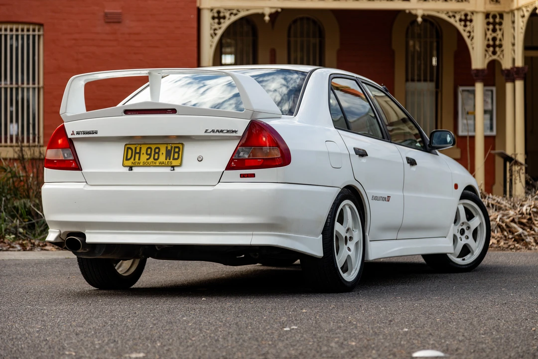 1996 Mitsubishi Lancer Evolution IV 6th Gen - Image 4 of 31