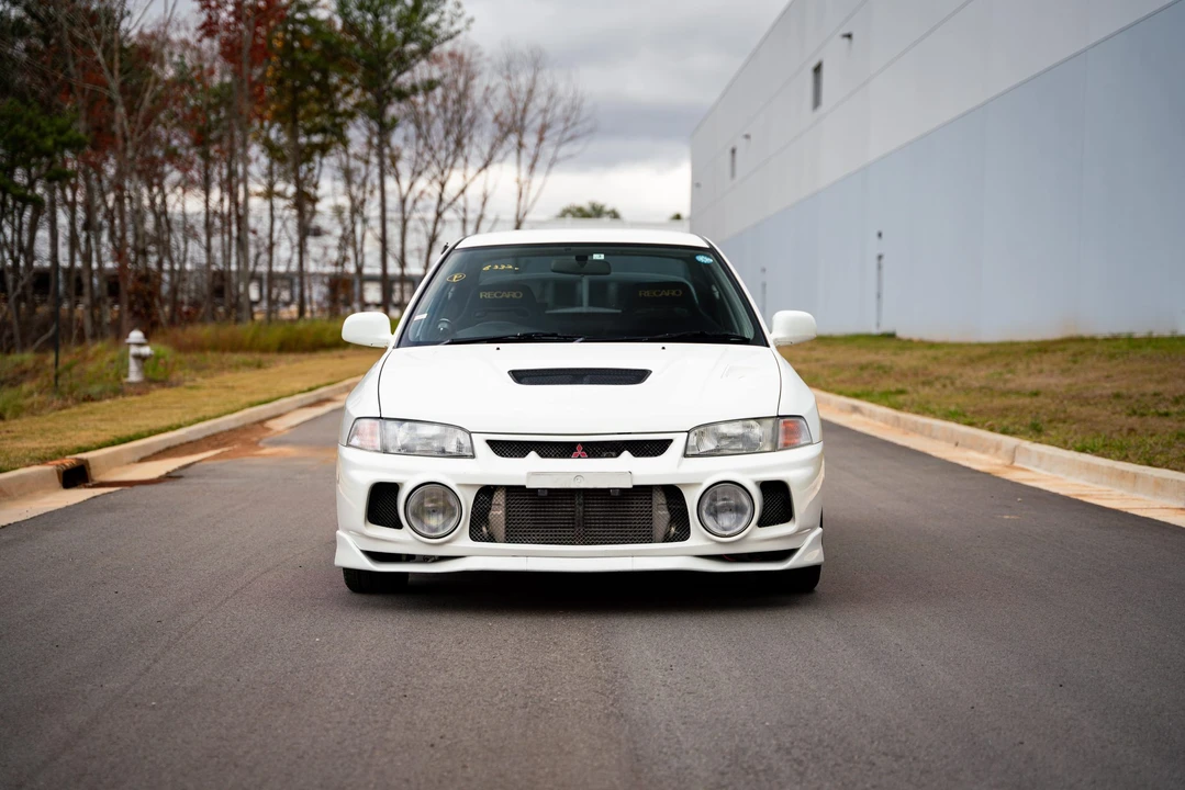 1996 Mitsubishi Lancer Evolution IV 6th Gen - Image 8 of 31