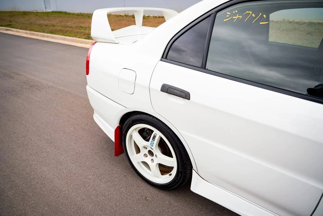 1996 Mitsubishi Lancer Evolution IV 6th Gen - Image 29 of 31