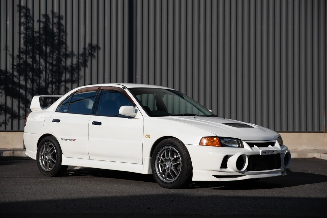 1996 Mitsubishi Lancer Evolution IV 6th Gen - Image 4 of 31