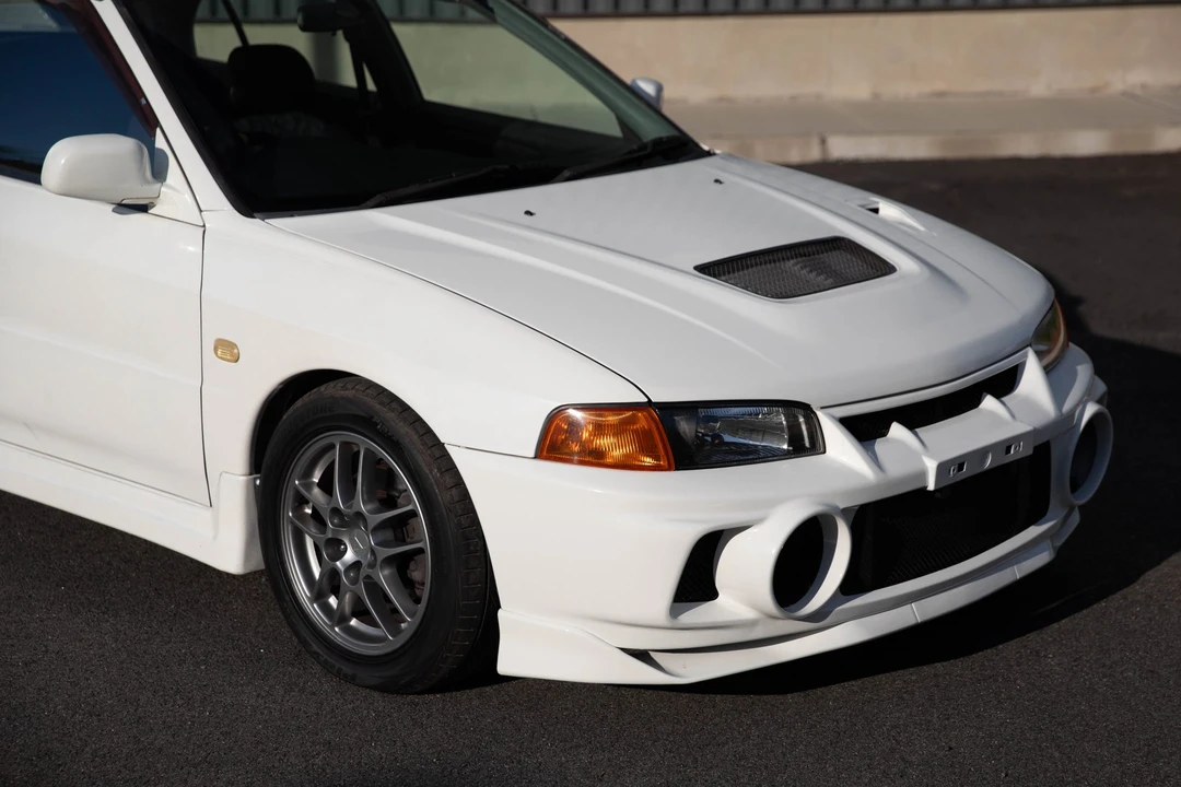 1996 Mitsubishi Lancer Evolution IV 6th Gen - Image 28 of 31