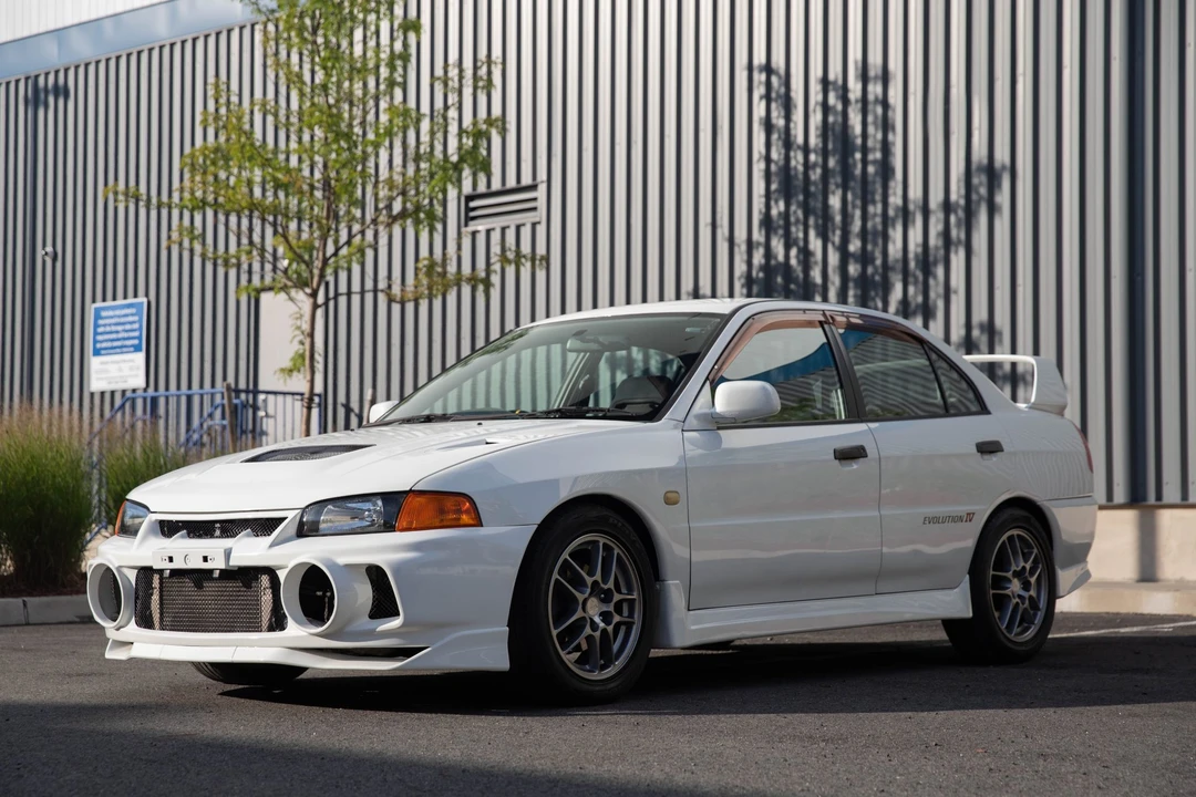 1996 Mitsubishi Lancer Evolution IV 6th Gen - Image 10 of 31