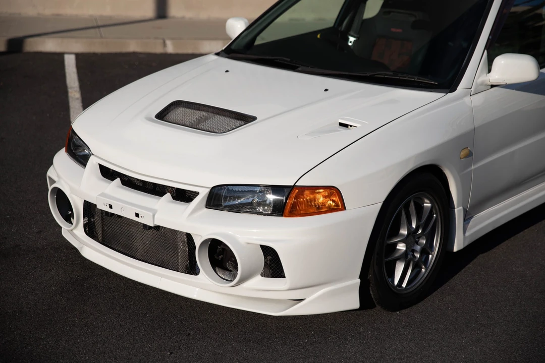 1996 Mitsubishi Lancer Evolution IV 6th Gen - Image 29 of 31