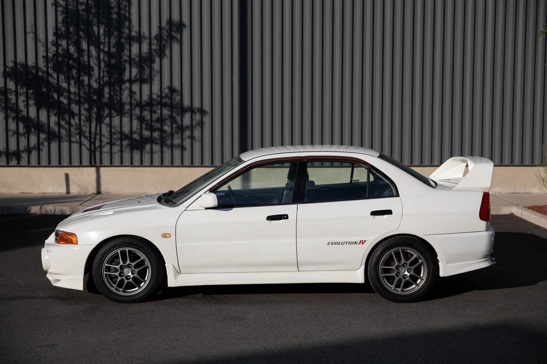 1996 Mitsubishi Lancer Evolution IV 6th Gen - Image 12 of 31