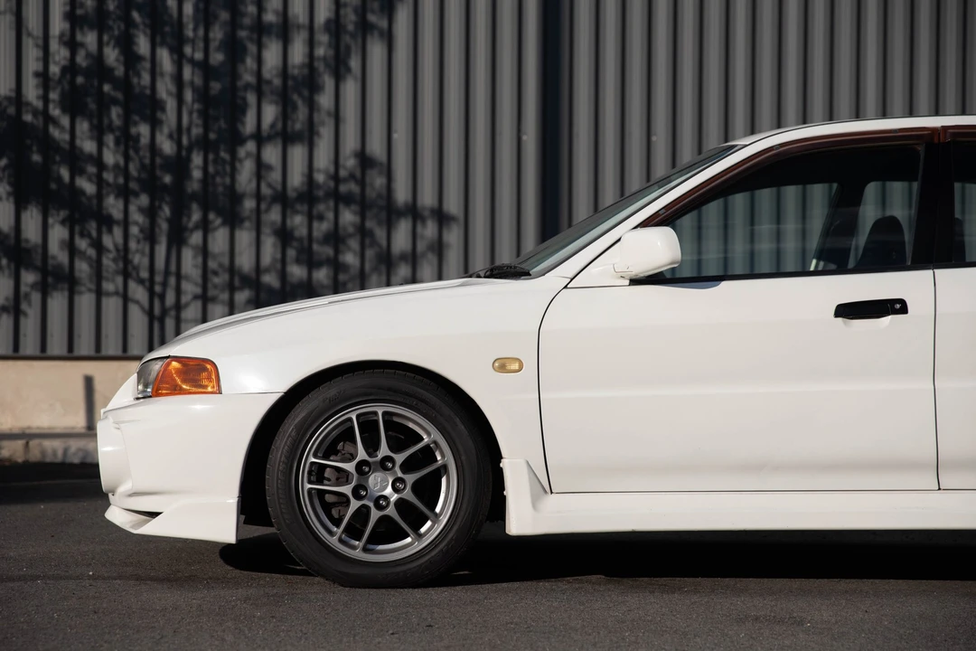 1996 Mitsubishi Lancer Evolution IV 6th Gen - Image 30 of 31