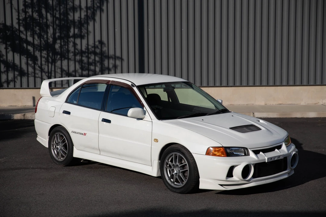 1996 Mitsubishi Lancer Evolution IV 6th Gen - Image 2 of 31