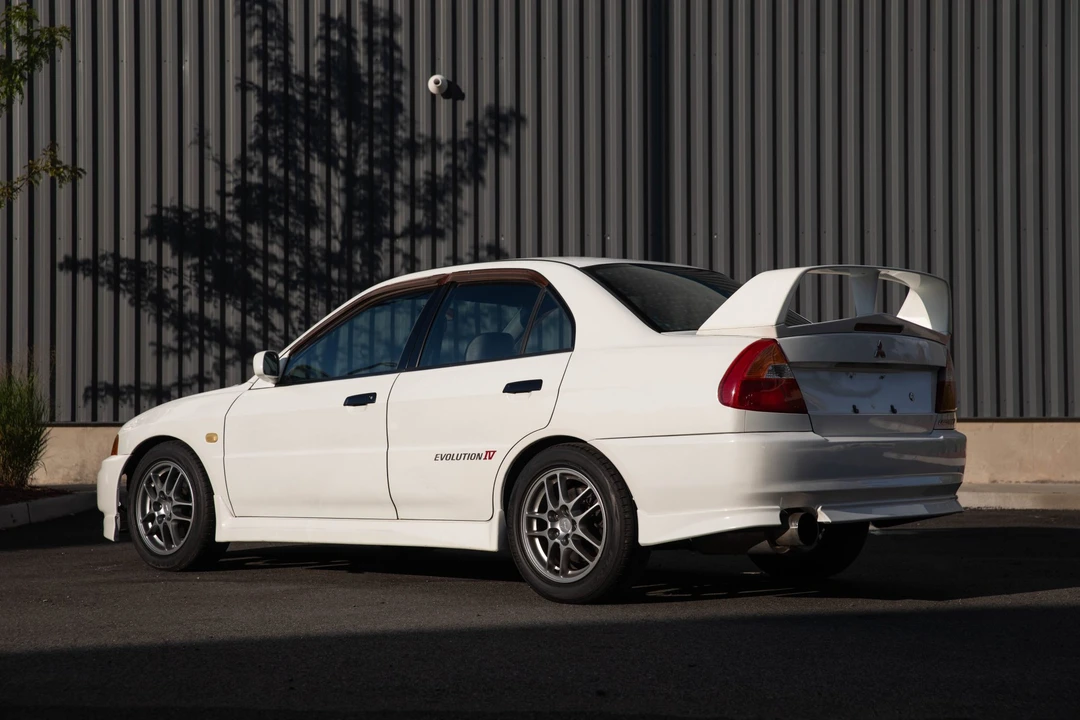 1996 Mitsubishi Lancer Evolution IV 6th Gen - Image 15 of 31