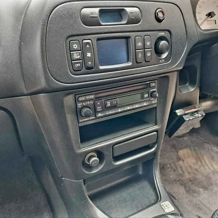 1996 Mitsubishi Lancer Evolution IV 6th Gen - Image 16 of 20