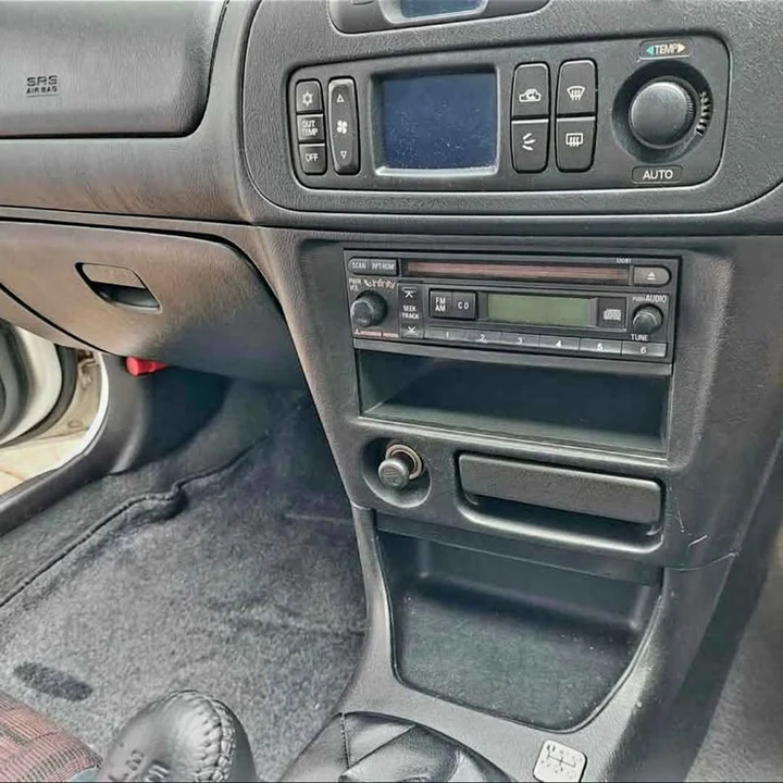 1996 Mitsubishi Lancer Evolution IV 6th Gen - Image 14 of 20