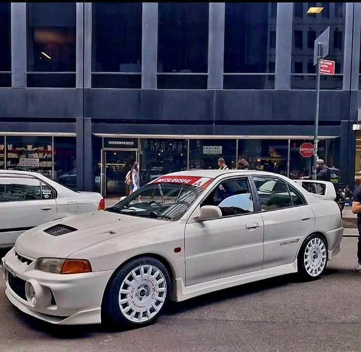 1996 Mitsubishi Lancer Evolution IV 6th Gen - Image 19 of 20