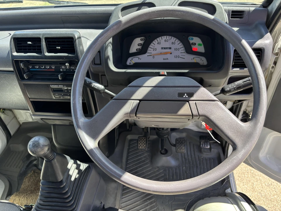1996 Mitsubishi Minicab 4th Gen - Image 14 of 21