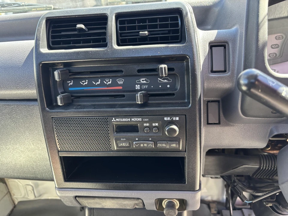 1996 Mitsubishi Minicab 4th Gen - Image 18 of 21
