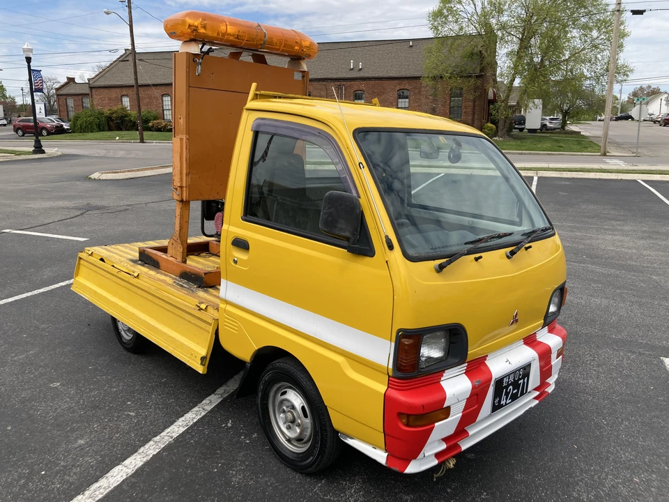 1996 Mitsubishi Minicab 5th Gen - Image 14 of 31