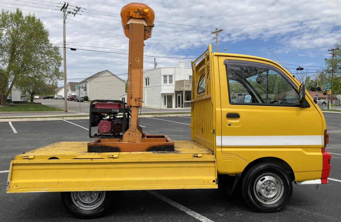 1996 Mitsubishi Minicab 5th Gen - Image 3 of 31