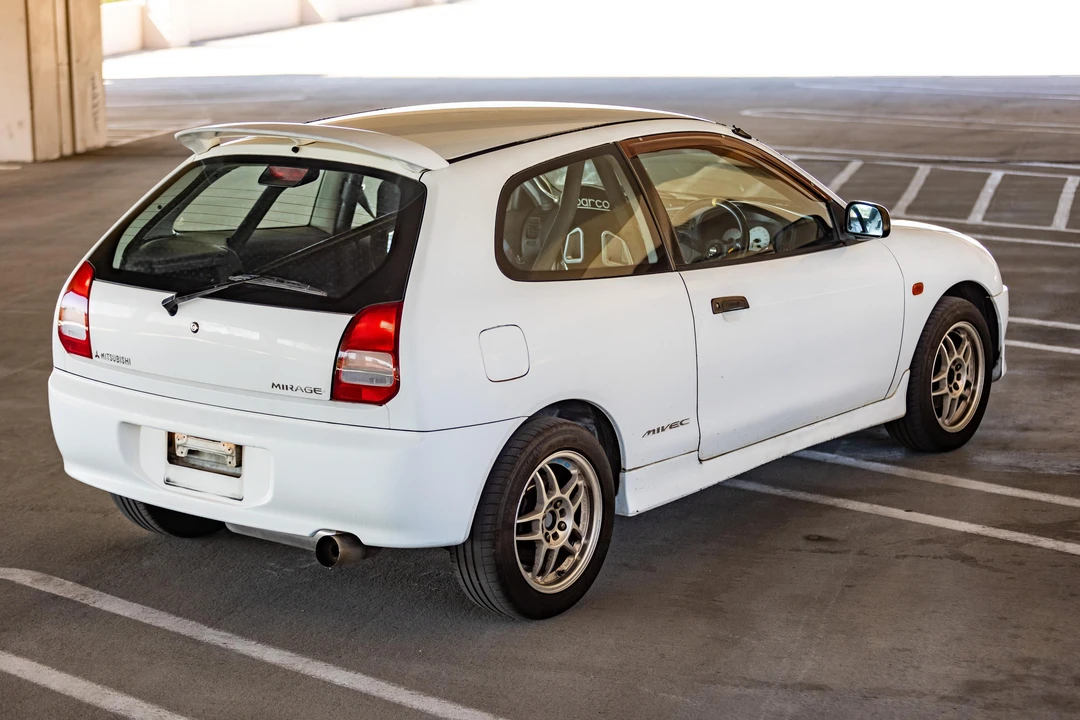 1996 Mitsubishi Mirage 5th Gen - Image 22 of 31