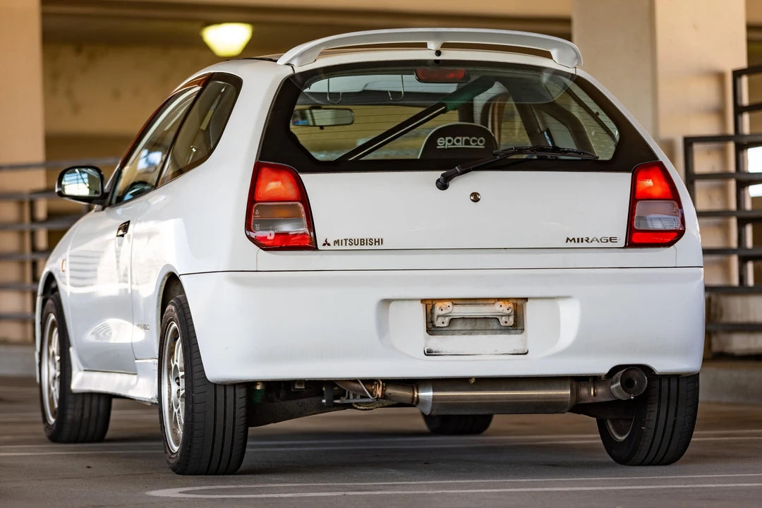 1996 Mitsubishi Mirage 5th Gen - Image 19 of 31