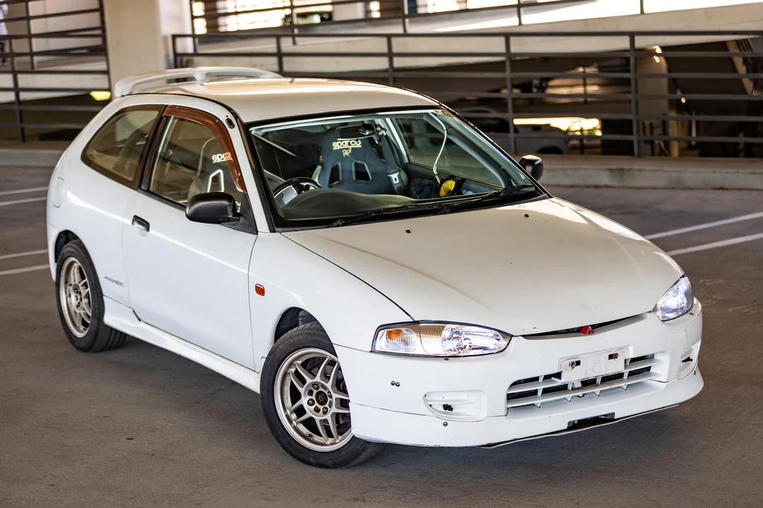 1996 Mitsubishi Mirage 5th Gen - Image 28 of 31