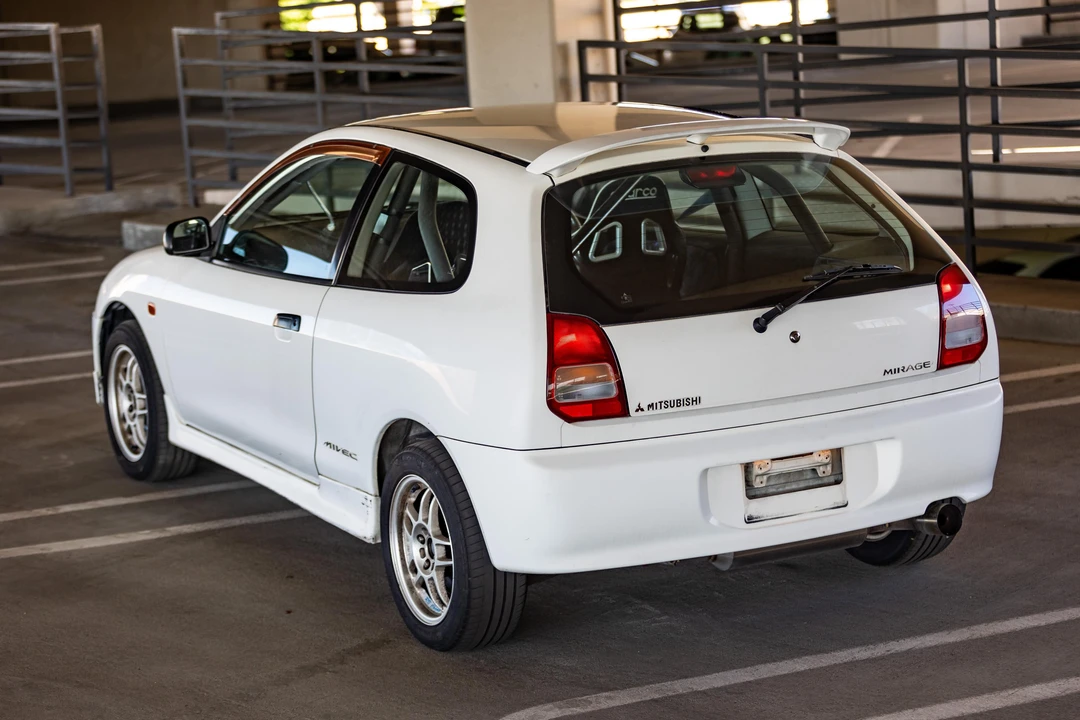 1996 Mitsubishi Mirage 5th Gen - Image 17 of 31