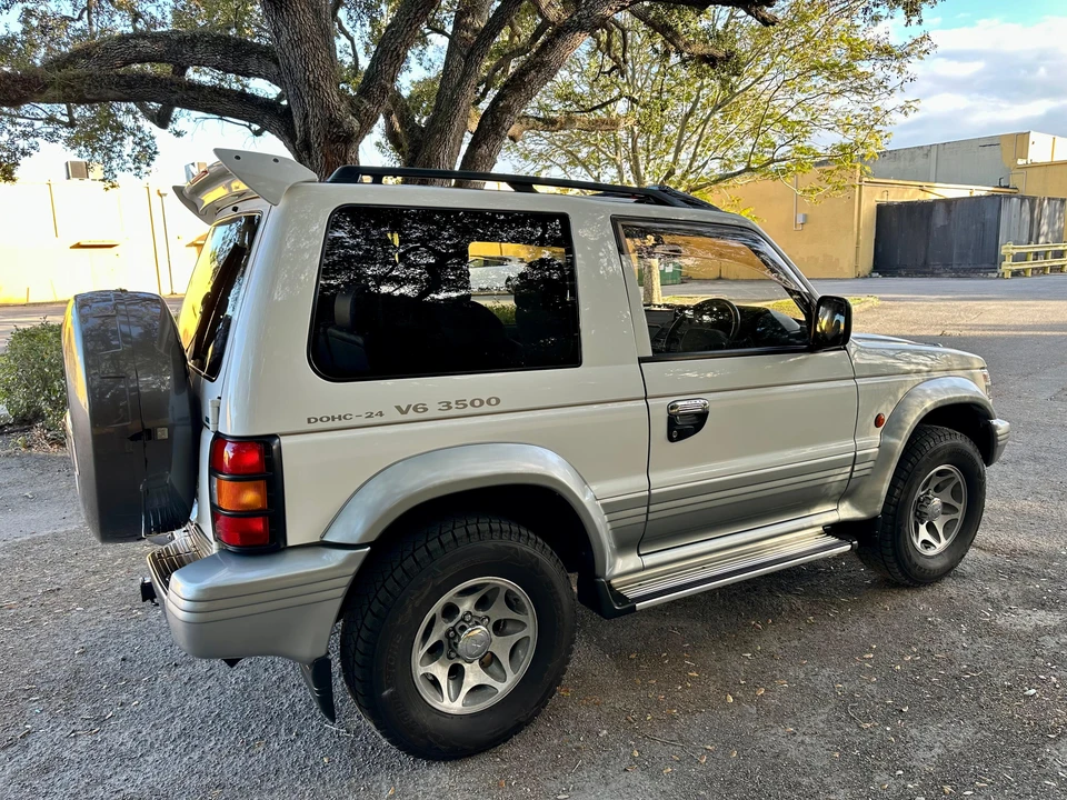 1996 Mitsubishi Pajero/Montero 2nd Gen - Image 13 of 31