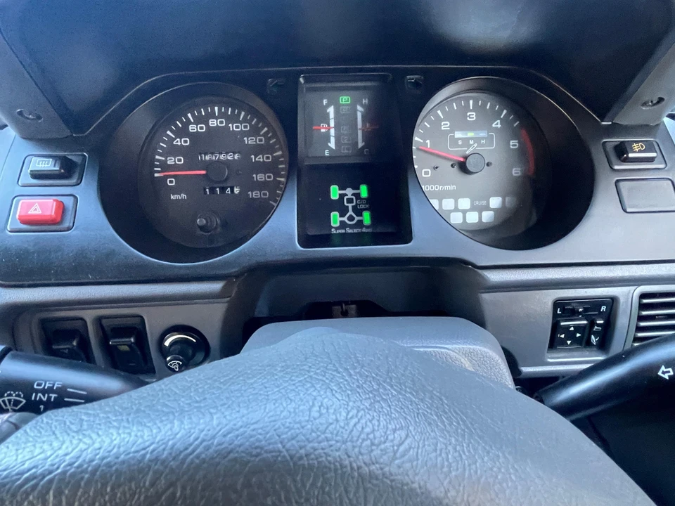 1996 Mitsubishi Pajero/Montero 2nd Gen - Image 29 of 31
