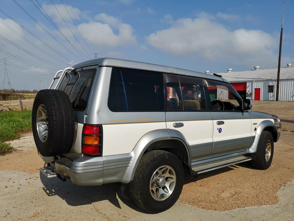 1996 Mitsubishi Pajero/Montero 2nd Gen - Image 17 of 31
