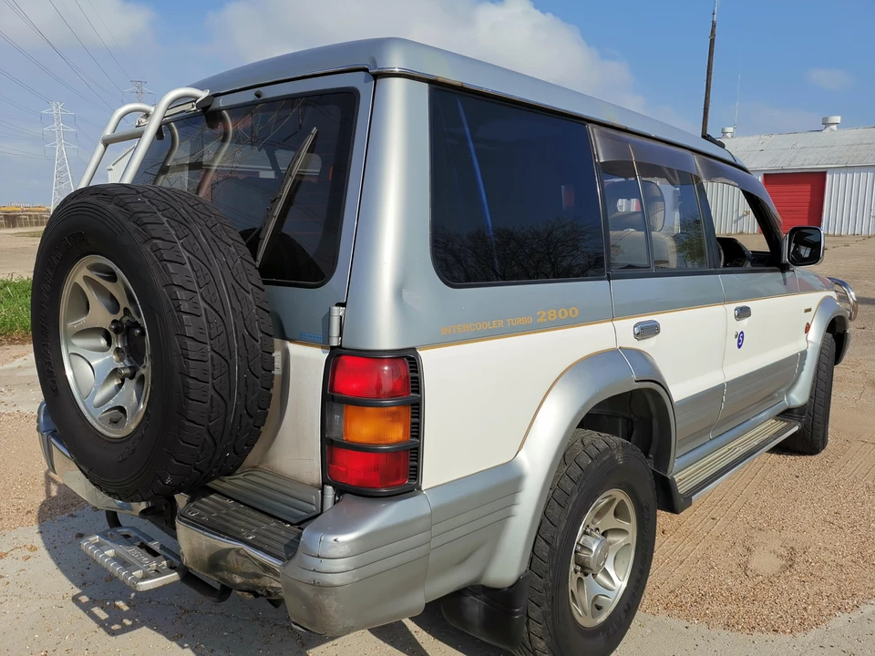 1996 Mitsubishi Pajero/Montero 2nd Gen - Image 15 of 31
