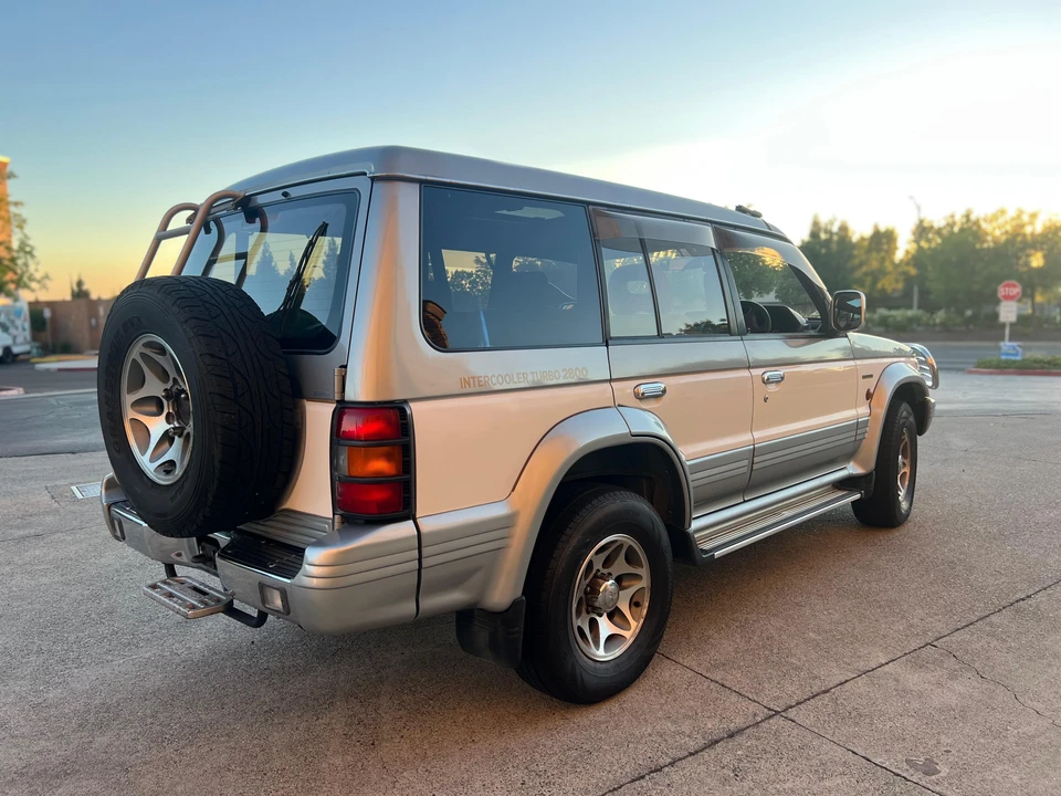 1996 Mitsubishi Pajero/Montero 2nd Gen - Image 15 of 31