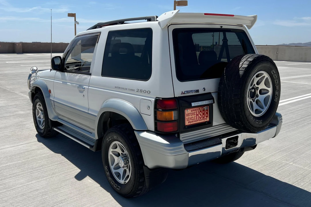 1996 Mitsubishi Pajero/Montero 2nd Gen - Image 4 of 31