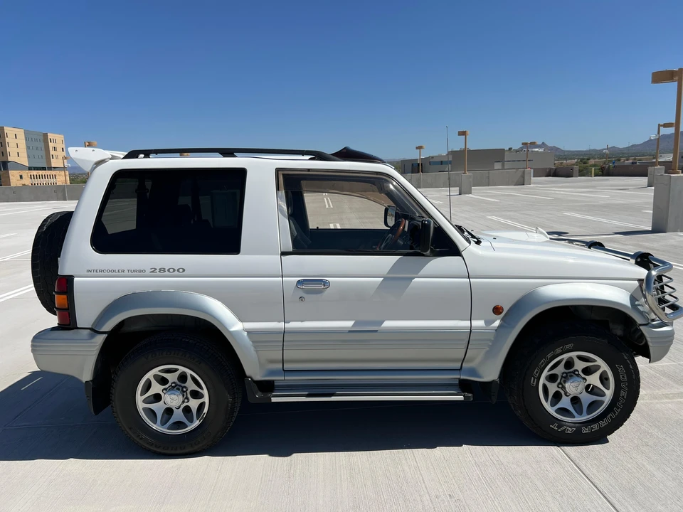 1996 Mitsubishi Pajero/Montero 2nd Gen - Image 7 of 31