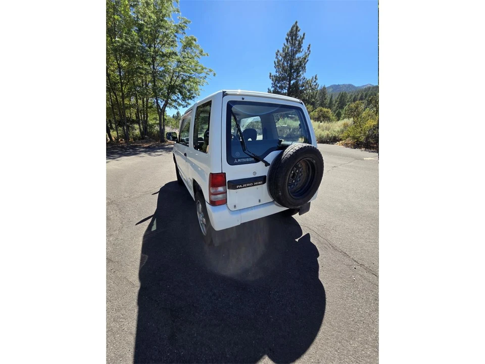 1996 Mitsubishi Pajero/Montero 2nd Gen - Image 7 of 25