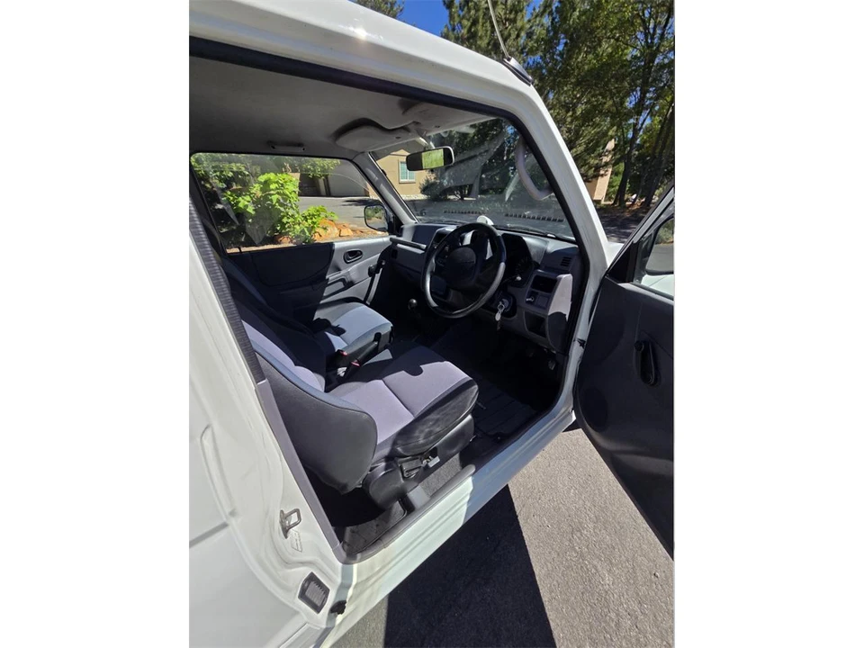 1996 Mitsubishi Pajero/Montero 2nd Gen - Image 17 of 25