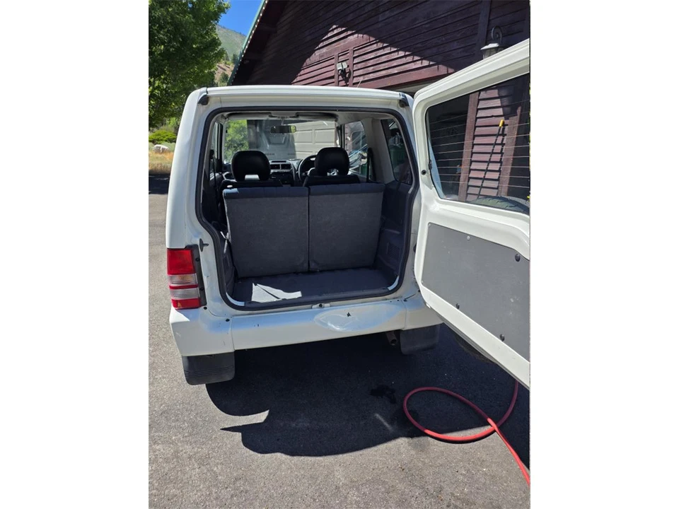 1996 Mitsubishi Pajero/Montero 2nd Gen - Image 10 of 25