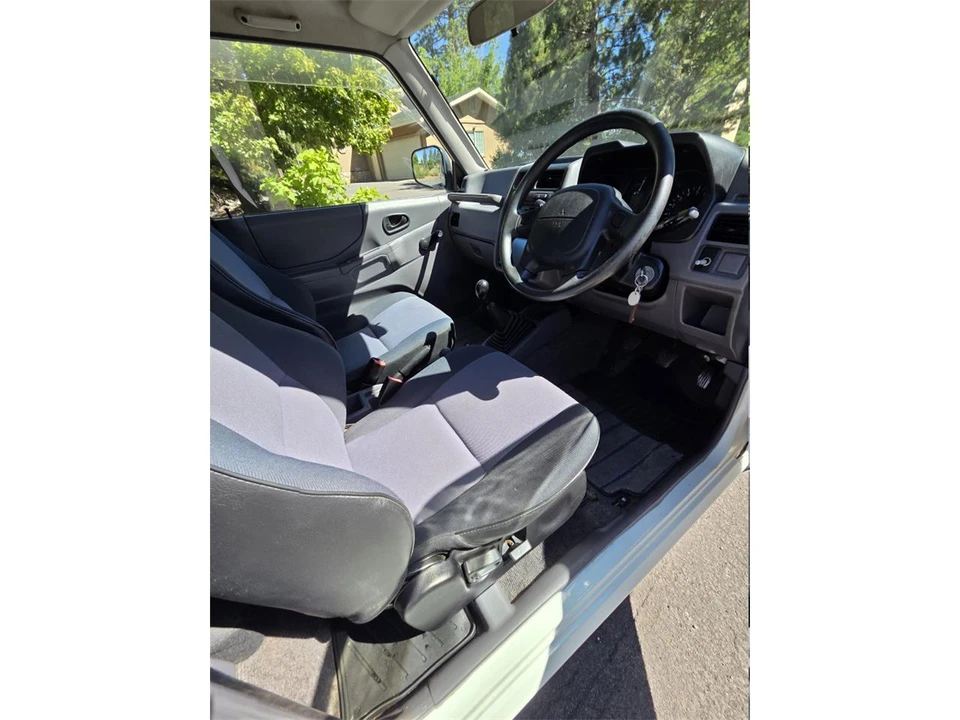 1996 Mitsubishi Pajero/Montero 2nd Gen - Image 19 of 25