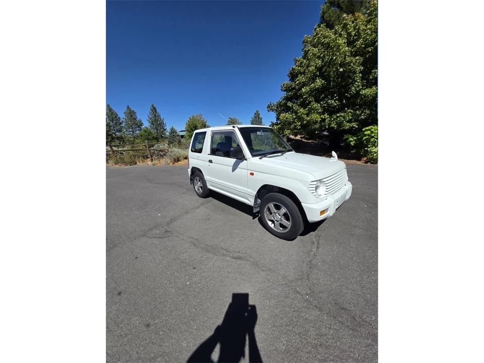 1996 Mitsubishi Pajero/Montero 2nd Gen - Image 5 of 25