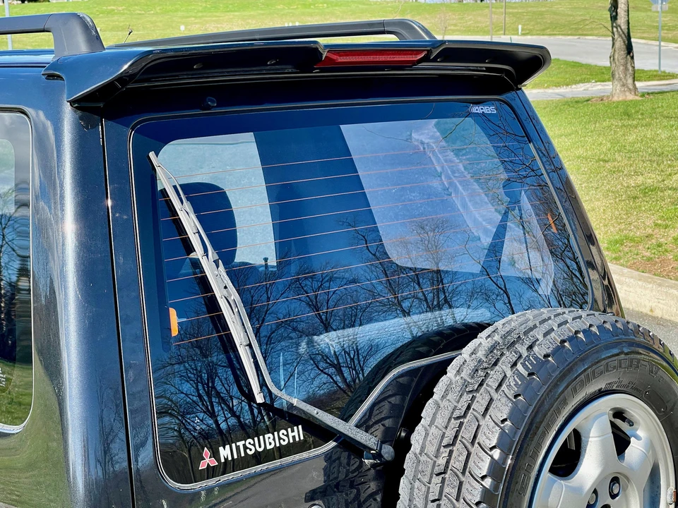 1996 Mitsubishi Pajero/Montero 2nd Gen - Image 25 of 31