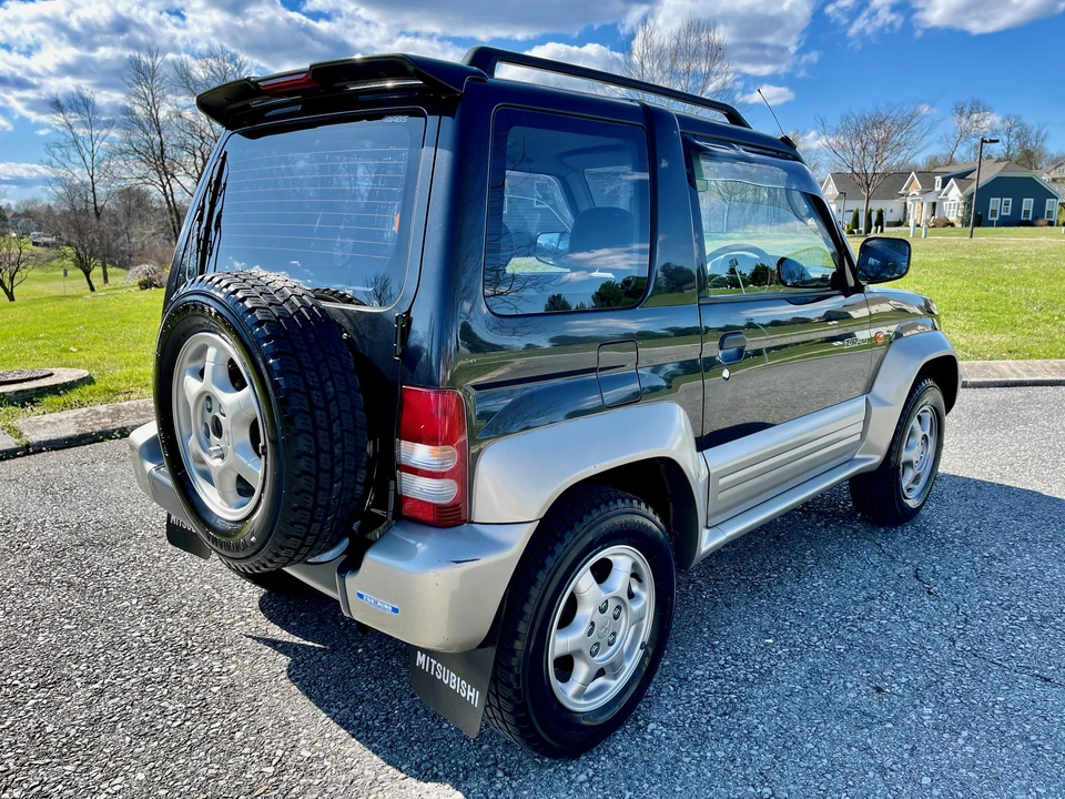 1996 Mitsubishi Pajero/Montero 2nd Gen - Image 5 of 31