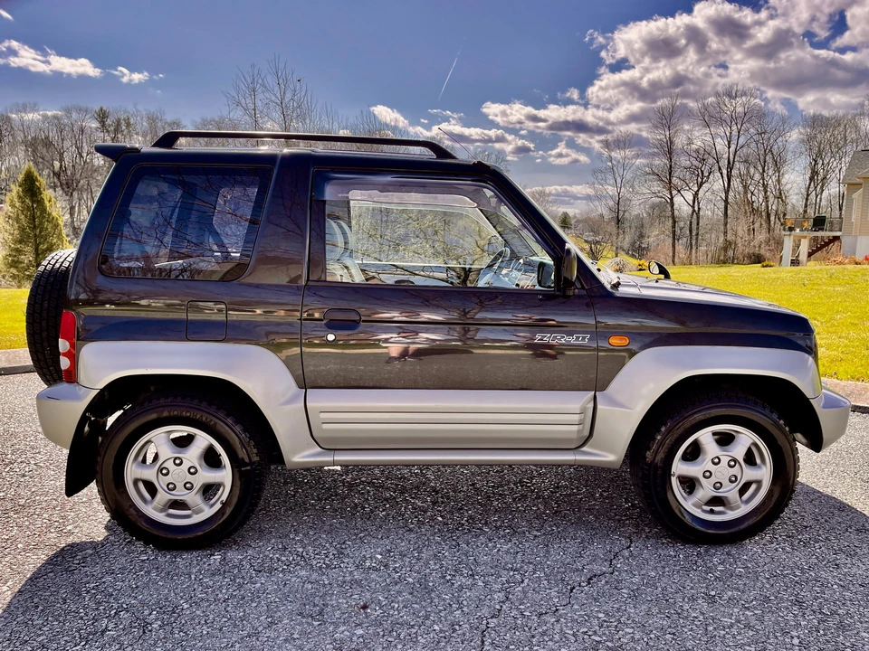 1996 Mitsubishi Pajero/Montero 2nd Gen - Image 9 of 31