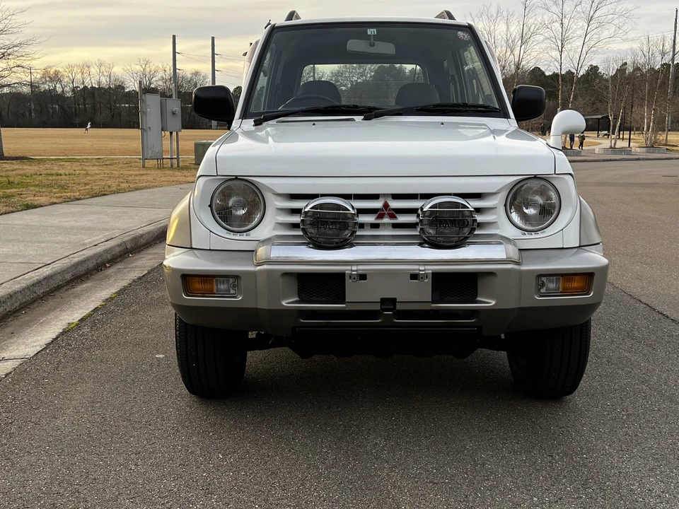 1996 Mitsubishi Pajero/Montero 2nd Gen - Image 11 of 31